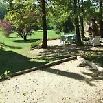 Nocleg ze śniadaniem Les Feuillantines Perigord Noir 4*
