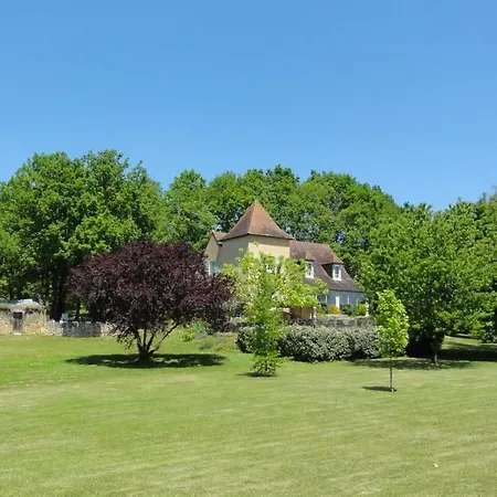 Les Feuillantines Perigord Noir Bed & Breakfast 4*