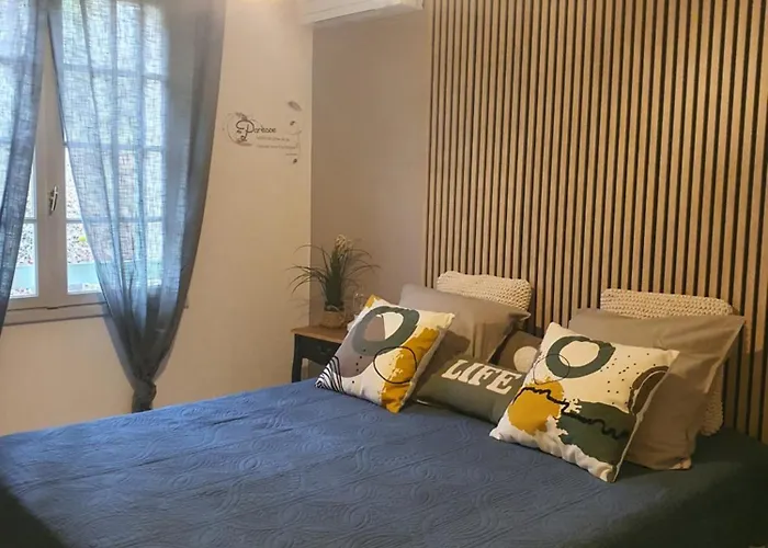 Les Feuillantines Perigord Noir Отель типа 