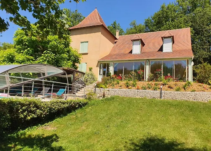 Les Feuillantines Perigord Noir 4* Сен-Сиприен