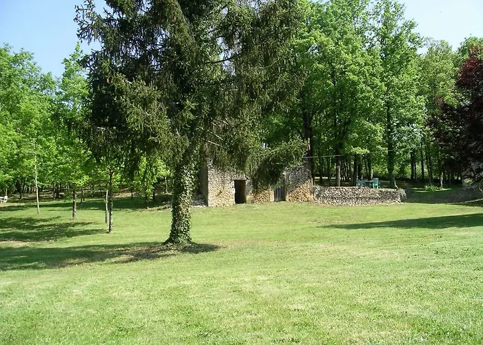 Les Feuillantines Perigord Noir Сен-Сиприен